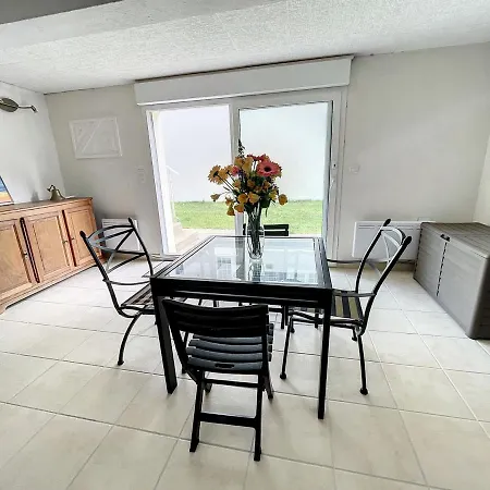 Apartment Appartement Proche Mer - 4 Pers. - Fr-1-361-455 Saint-Pair-sur-Mer